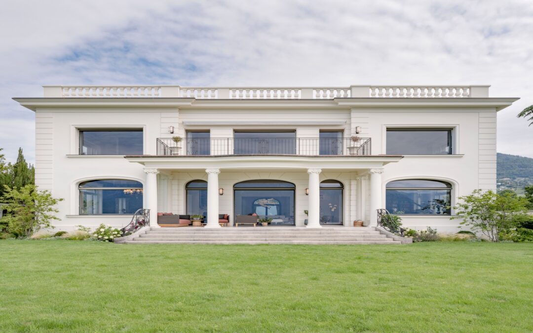 VILLA RIVIERA